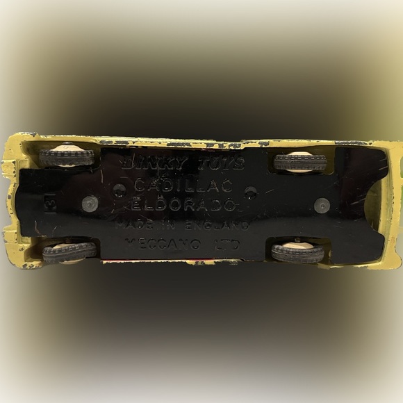 Dinky Toys 131 Cadillac Eldorado Tourer - Picture 4 of 5